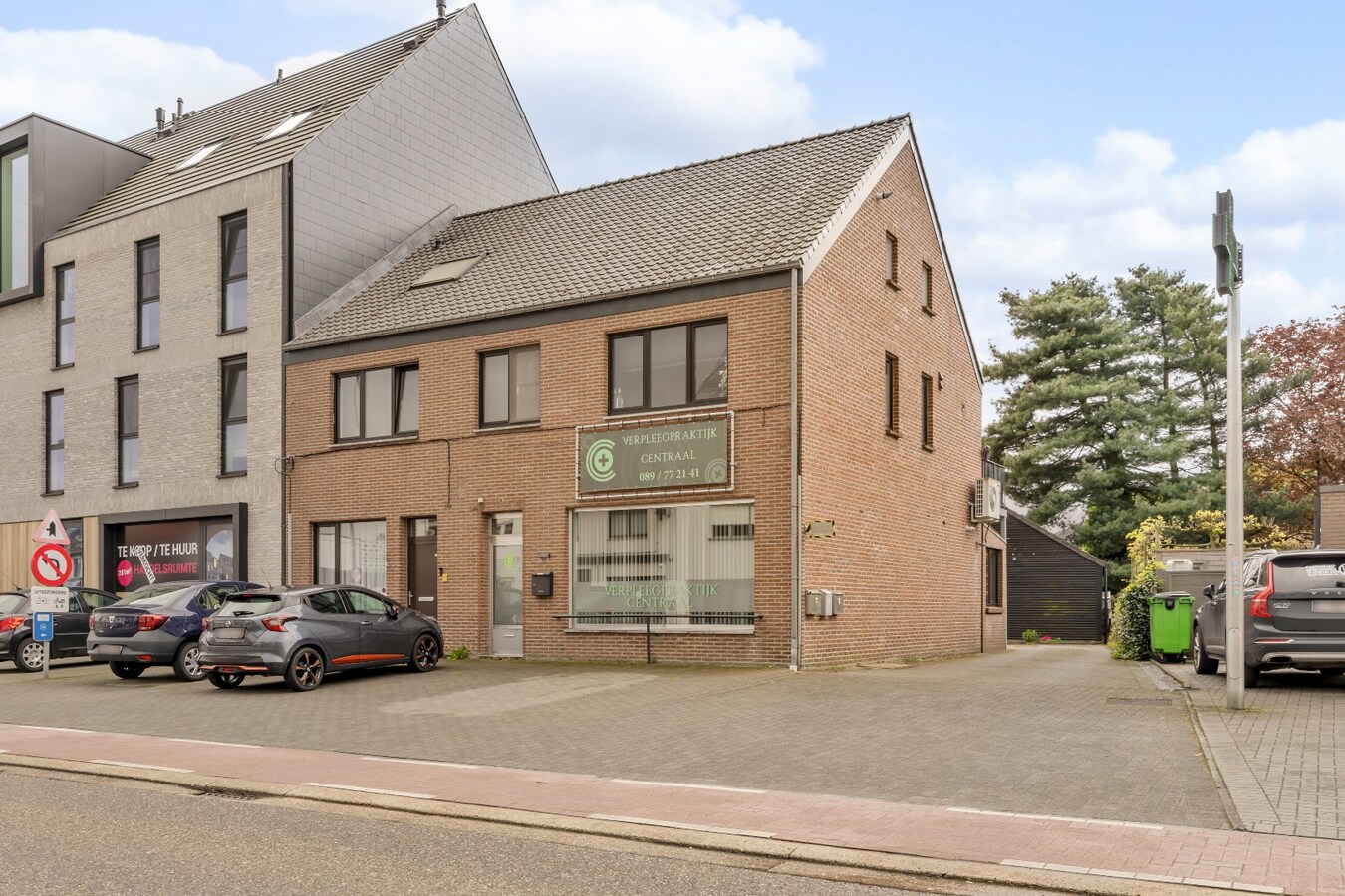 Opbrengsteigendom met vier eenheden 