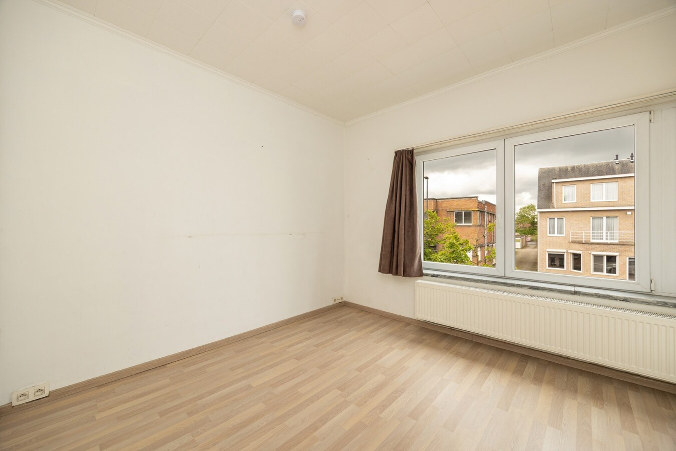 Instapklare HOB met 4 slpk en tuin te Willebroek! 