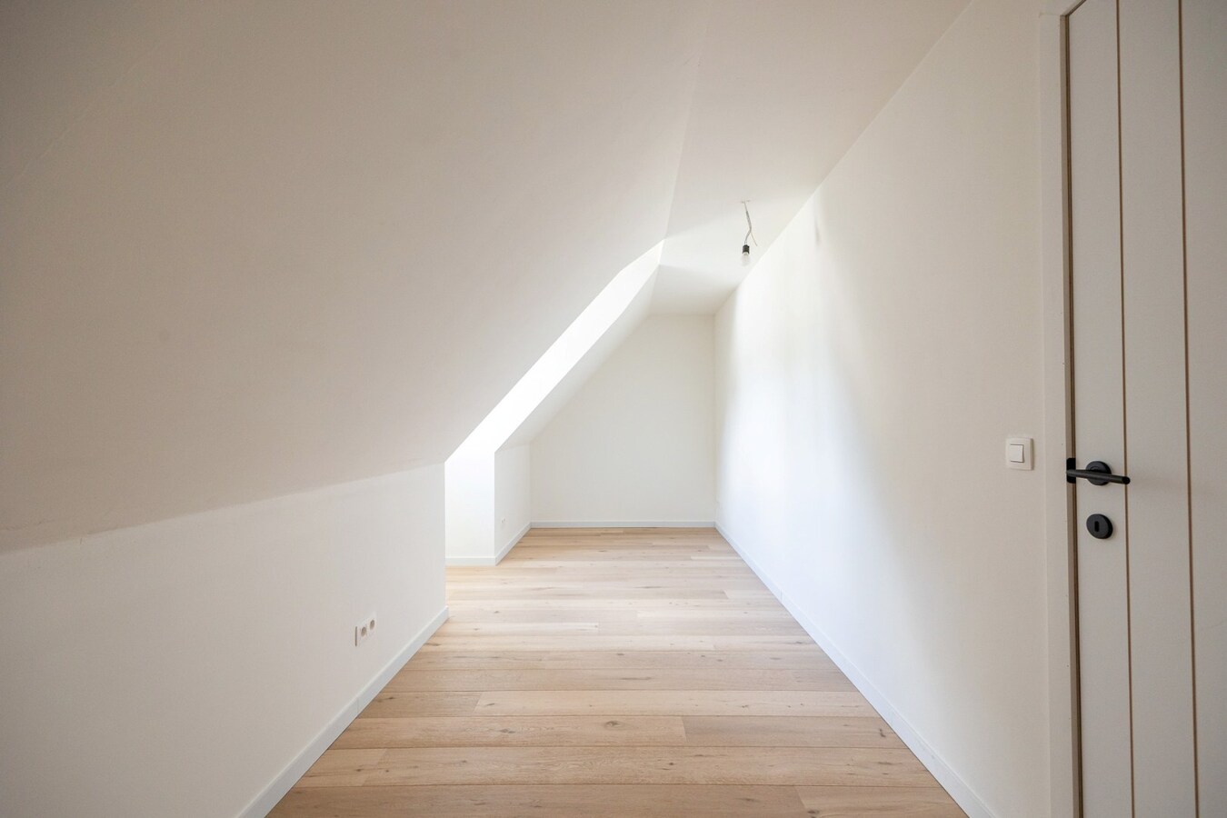 Moderne landelijke villa met A+ energieprestatie in rustige wijk 