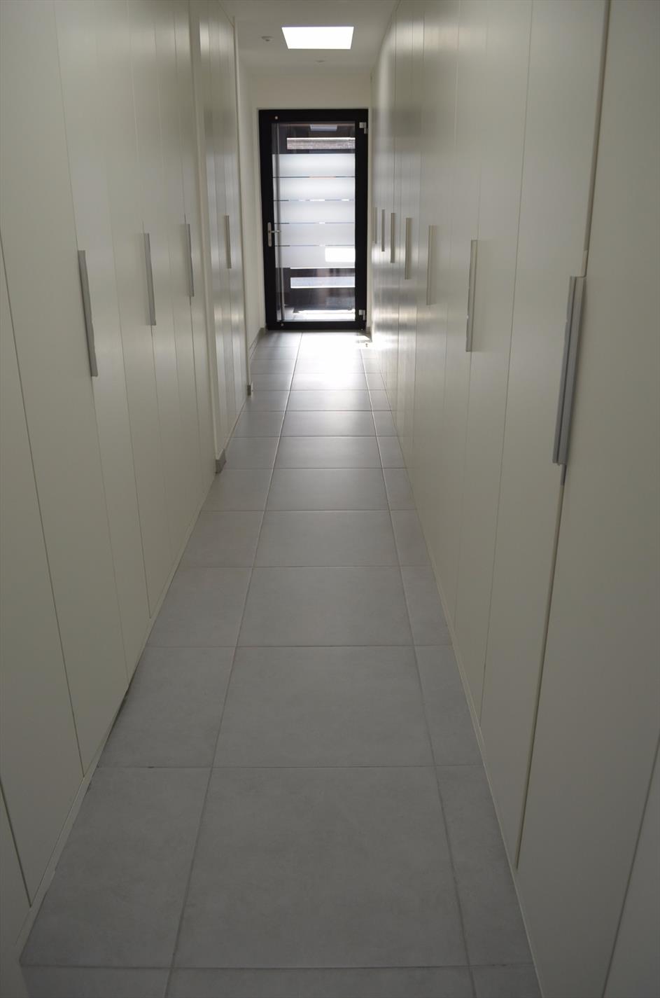 Nieuwbouw woning met 2 slpks, carport en tuin te centrum Maldegem 