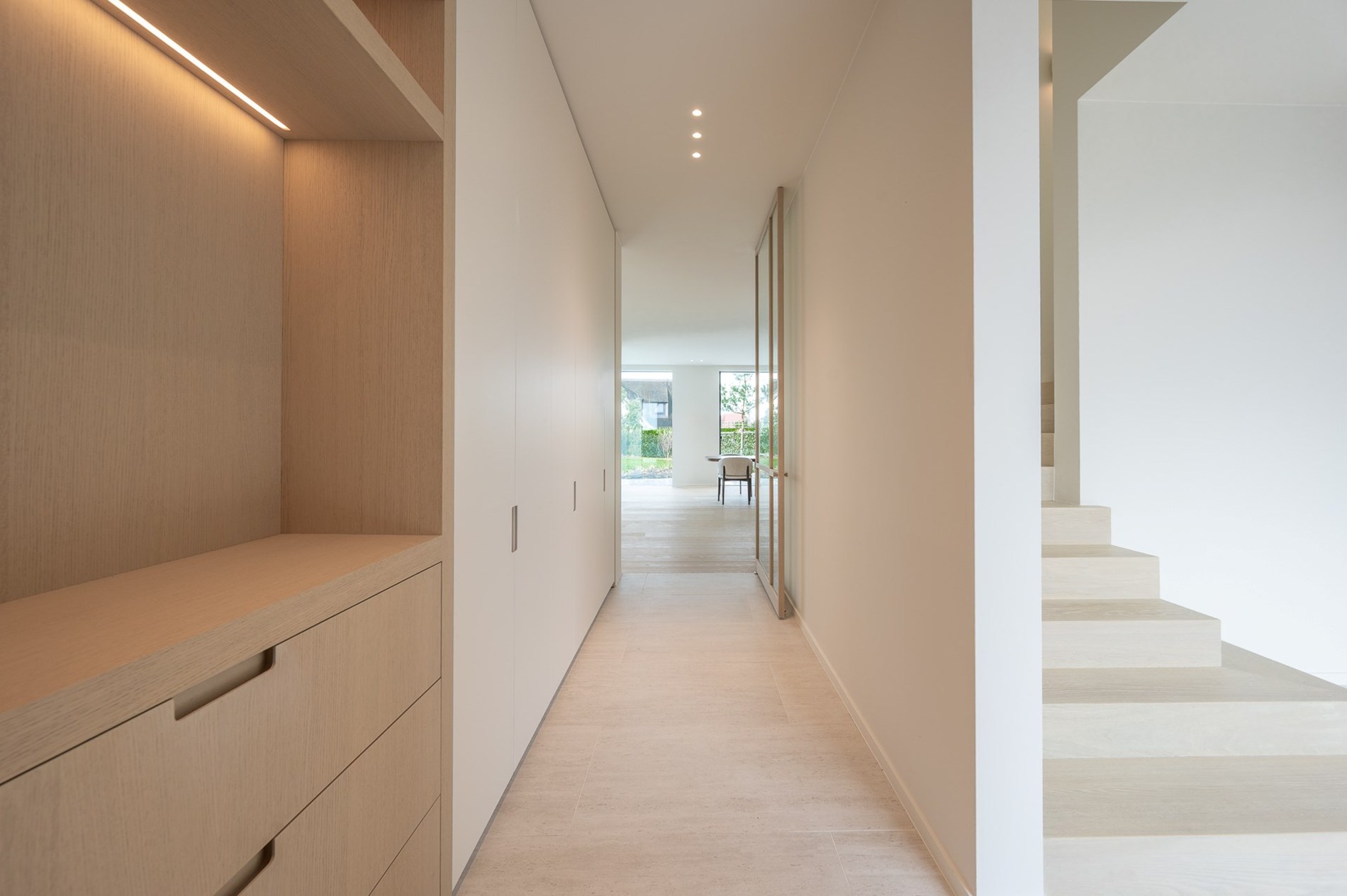 Luxueuze volledig afgewerkte nieuwbouwvilla gelegen aan de rand van het Zoute. 