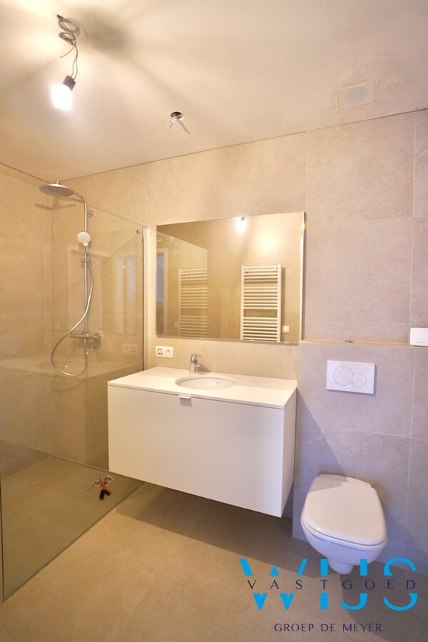 Nieuwbouw gelijkvloers appartement te Wachtebeke ! 