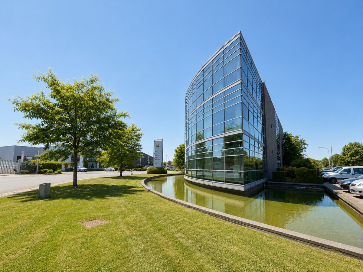 A louer - Bureau de prestataires de services - Tournai