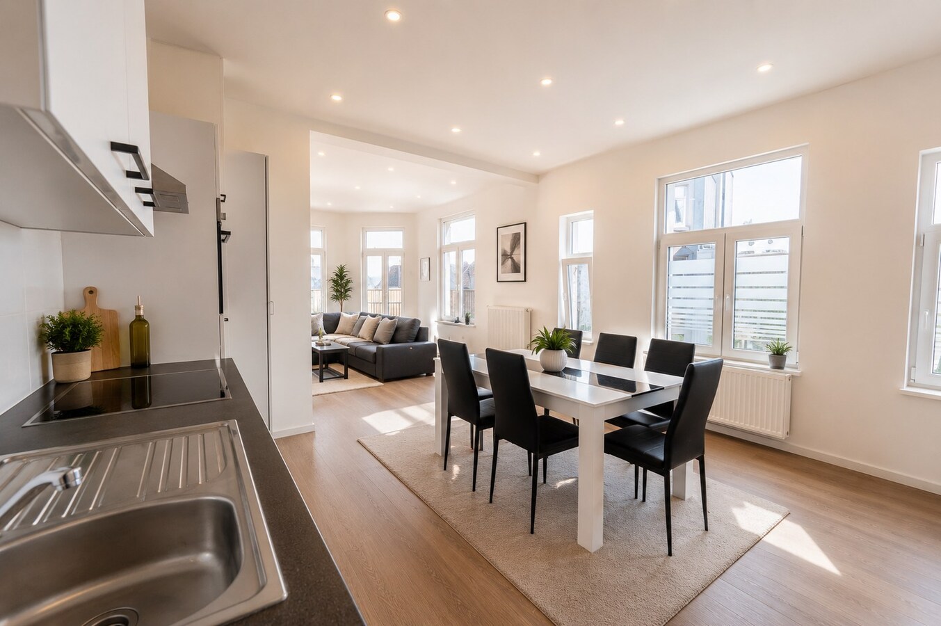 MODERN HOEKAPPARTEMENT OP BOOGSCHEUT STRAND EN SHOPPING BLANKENBERGE 