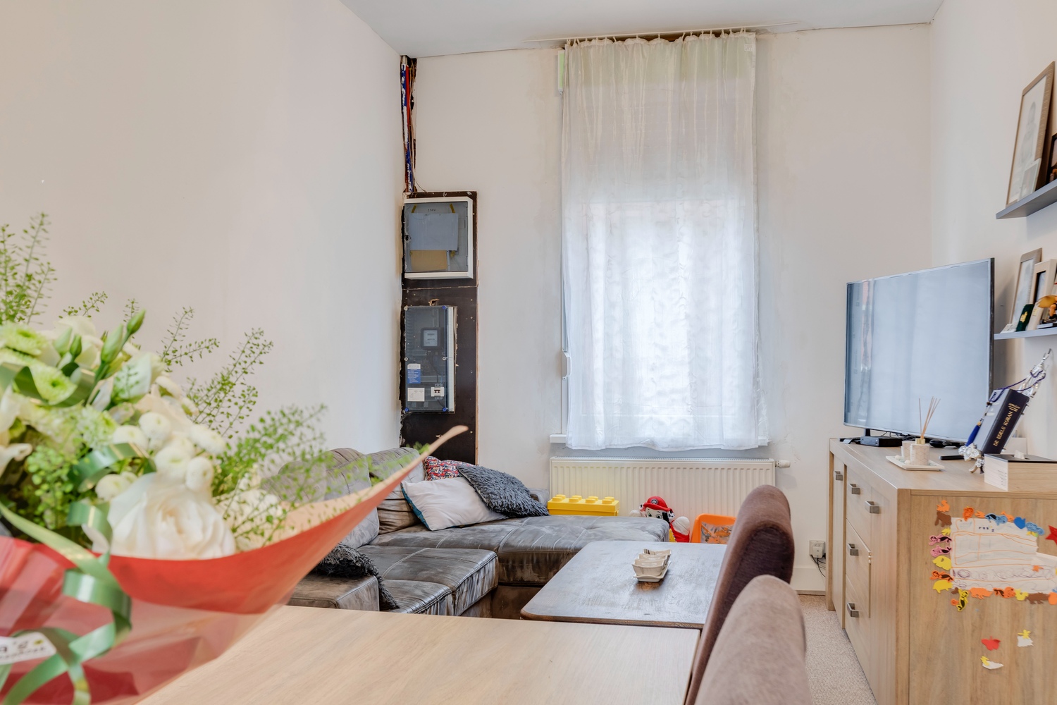 Gerenoveerde rijwoning op centraal maar rustige locatie! 