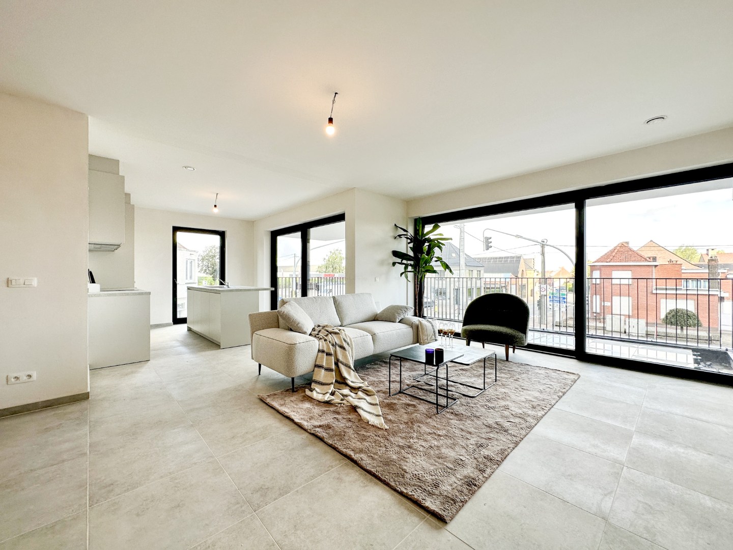 Prachtig lichtrijk en ruim (116 m²) nieuwbouw 2-slpk appartement met (zonne)terras(en), Kortemark 