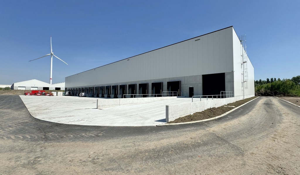 Bedrijfspand te huur in Antwerp South Logistics te Willebroek