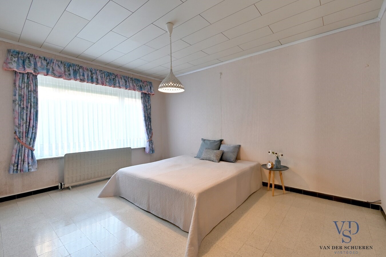 Goed gelegen, degelijke Open Bebouwing. 