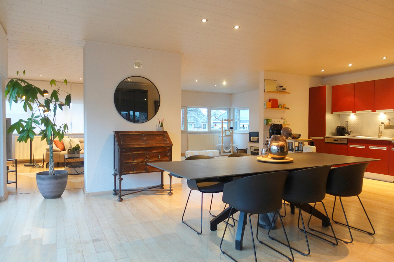 Gezellig en ruim appartement met zonnig terras 