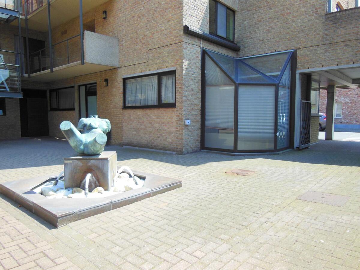 Ruim gelijkvloers appartement met 3 slaapkamers 