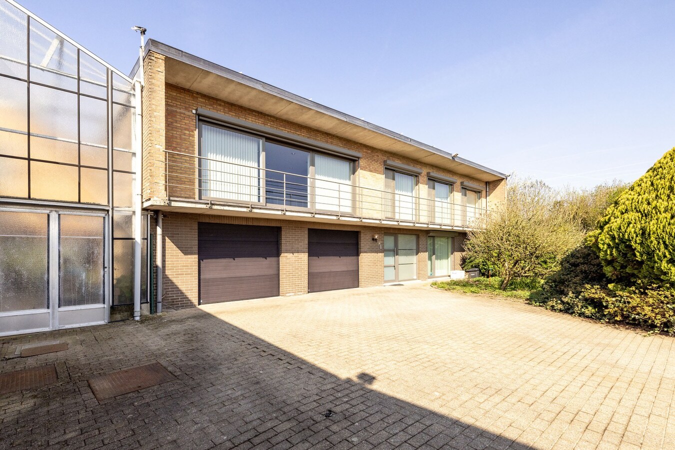 Ruime, landelijk gelegen woning met diverse mogelijkheden 