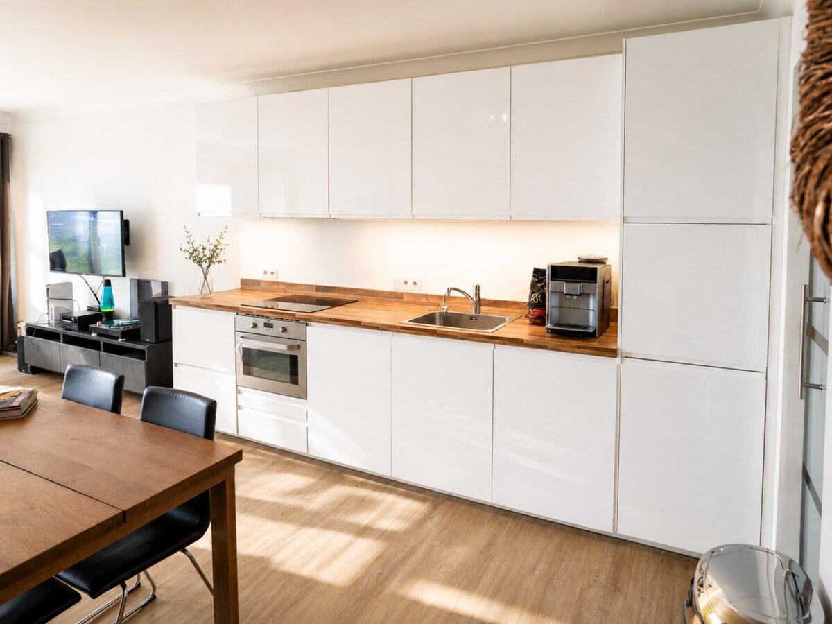 UNIEK GEMEUBELD APPARTEMENT PAL IN CENTRUM OOSTENDE 