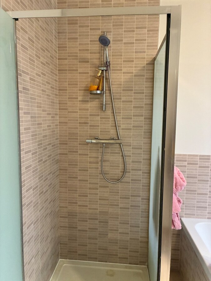 Ruim appartement met 2 terrassen. 