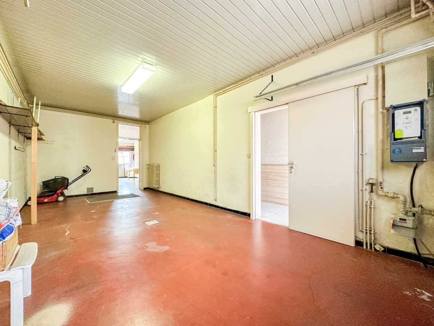 Stadswoning met potentieel, private garage, terras en tuin, mét lift, Torhout 