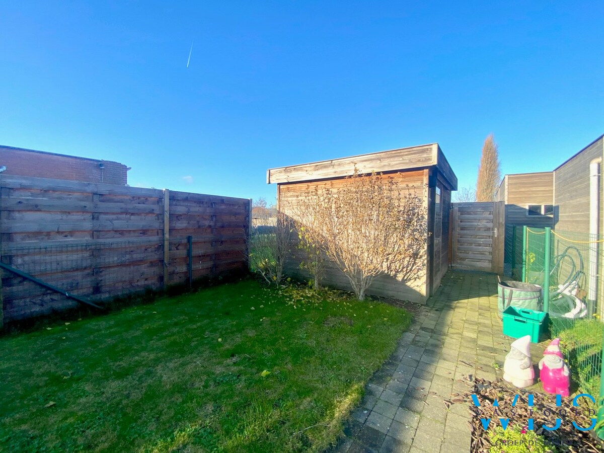 Instapklaar woonhuis met tuin te centrum WAARSCHOOT ! 