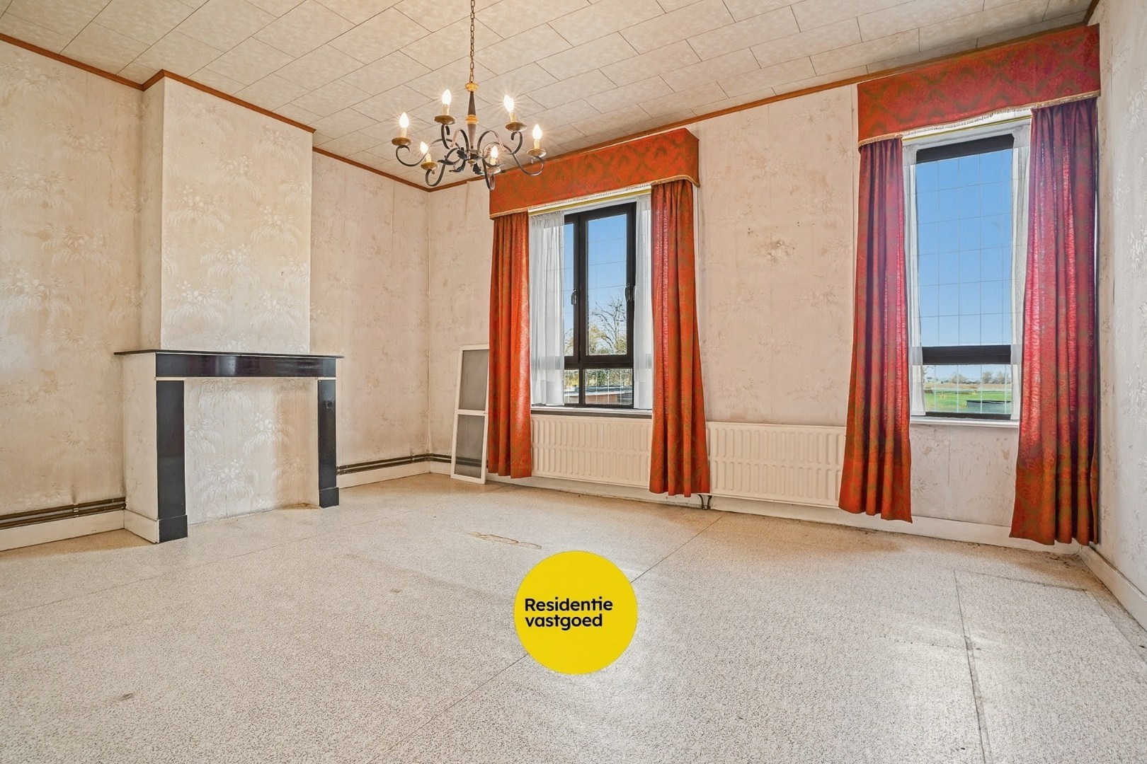 Renovatiewoning met 5 slaapkamers en zonnige tuin in het centrum van Woumen (Diksmuide) 
