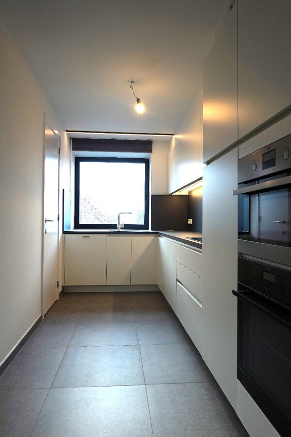 Prachtig 3-slaapkamerappartement met staanplaats in het voormalige gemeentehuis van Vleteren 