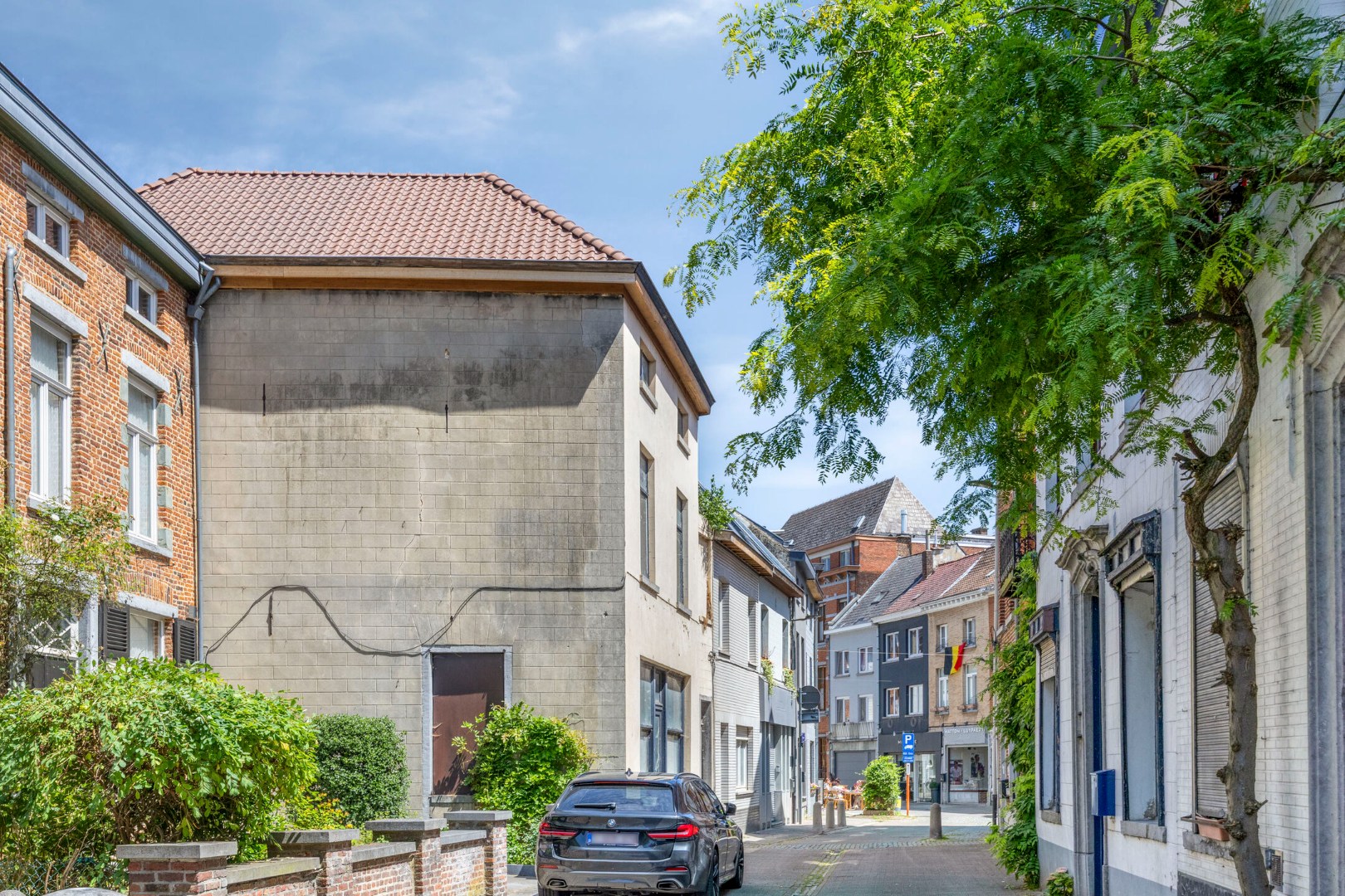 Te renoveren woning met stadstuin in hartje Halle 