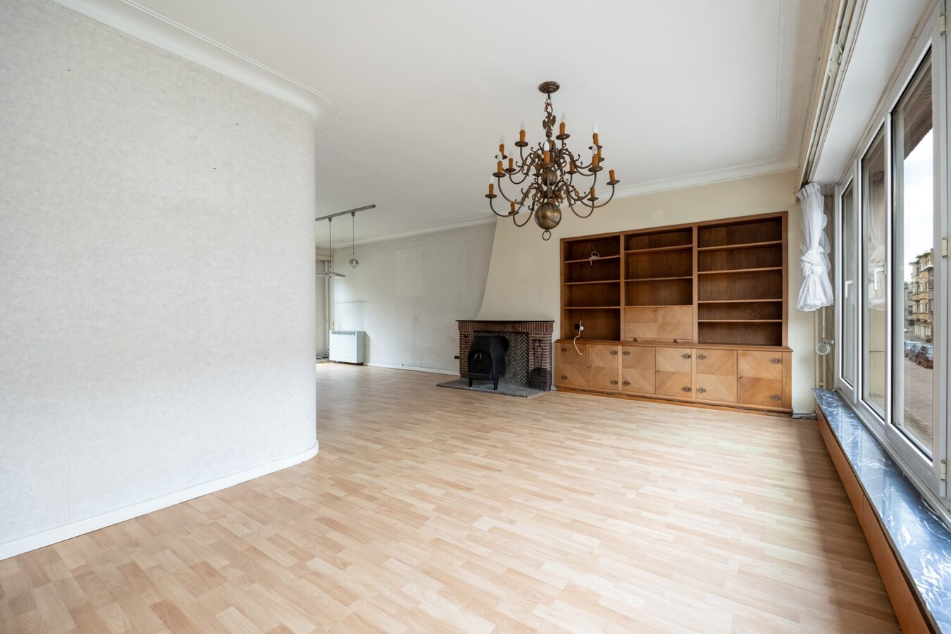 Te renoveren bel-étage met tuin in de Tentoonstellingswijk! 