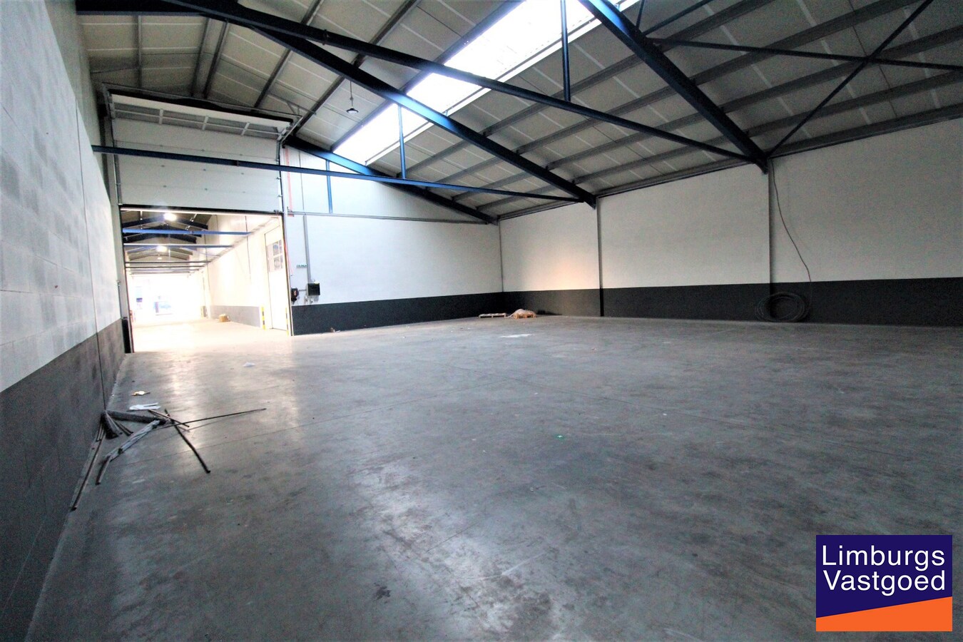 TRUDONIS - KMO UNIT 2 - 119 m² - sectionaal poort - nabij N79 