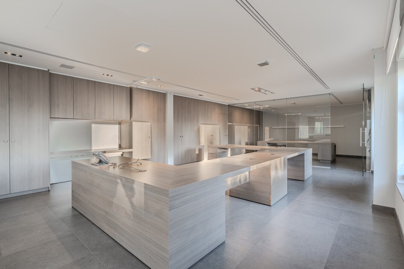 Standingvol handelspand op topligging in Nieuwpoort-Bad 