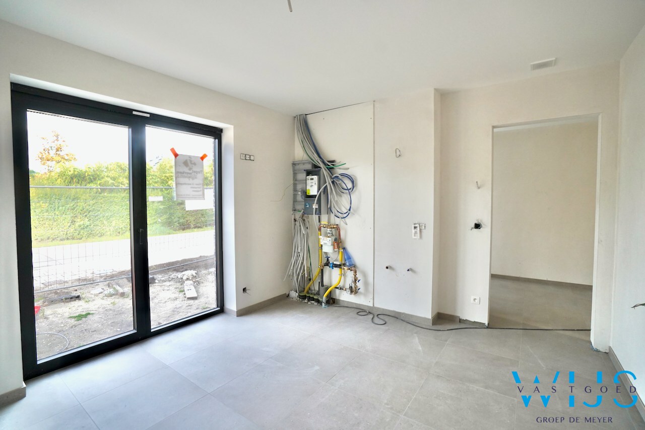 Nieuwbouw woning met 4 slaapkamers te Boekhoute ! 