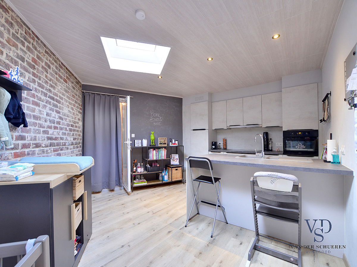 Instapklare woning in hartje Gavere. 