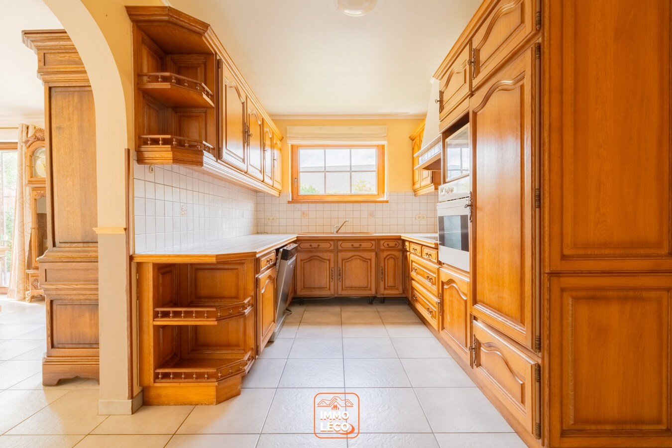 Villa semi "Plain-Pied" avec 2 garages, sur une parcelle de 759m², TOP POTENTIEL ! 