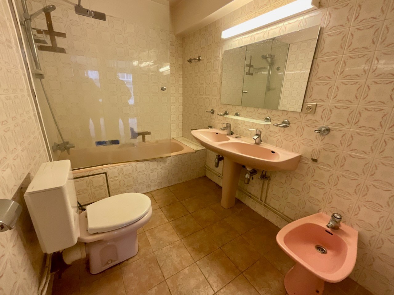 Badkamer bij slaapkamer 1