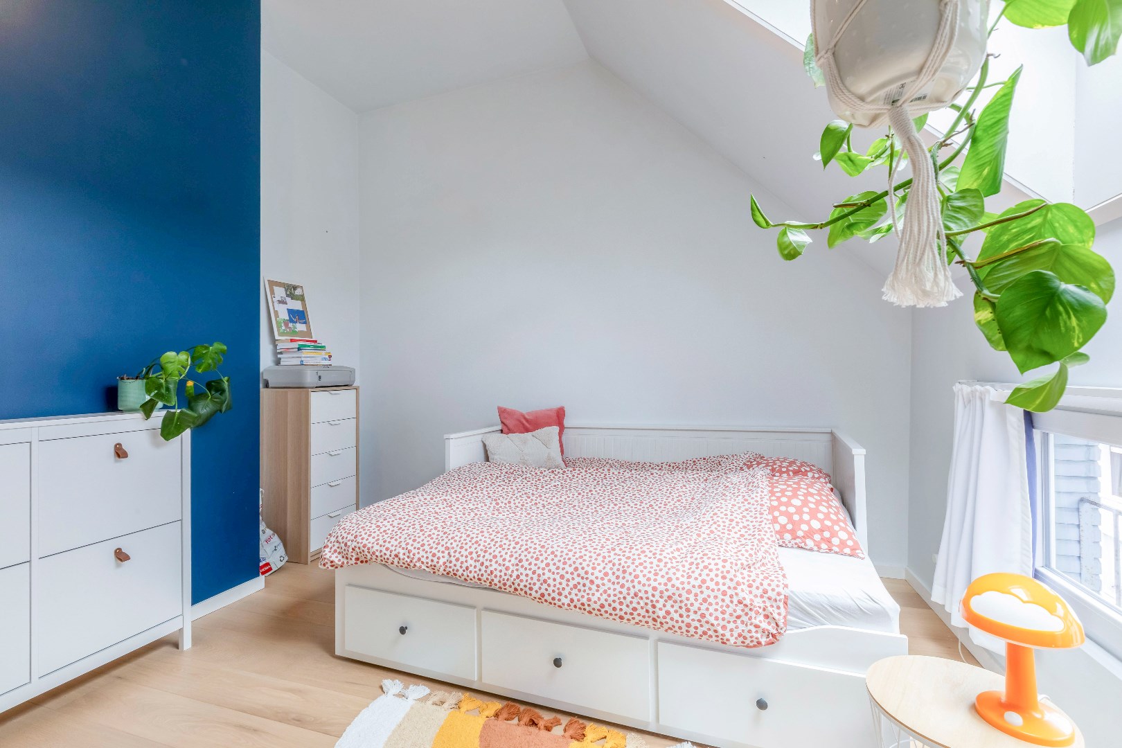 Instapklare woning met 3 slp. en terras te Sint-Amandsberg 