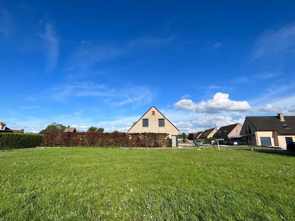 Uitstekend gelegen bouwgrond. 