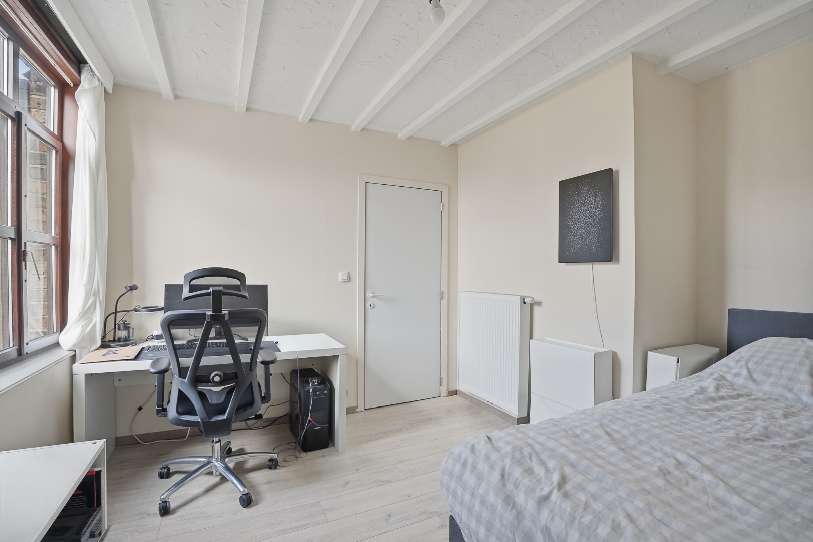 Ruime hoekwoning met 3 slaapkamers en zonnig terras op topligging in Assebroek 