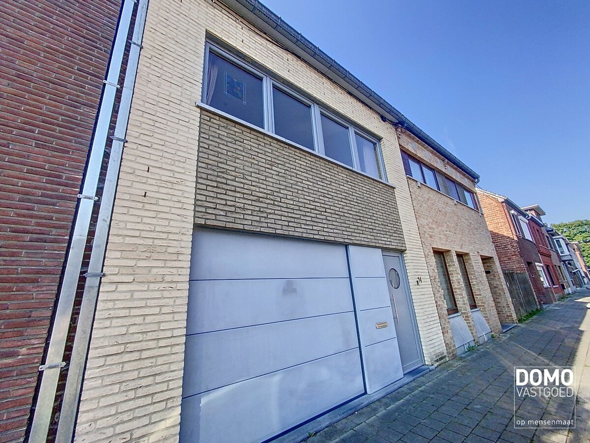 Ruime woning met tuin, garage en 3 slaapkamers vlakbij centrum Hasselt 