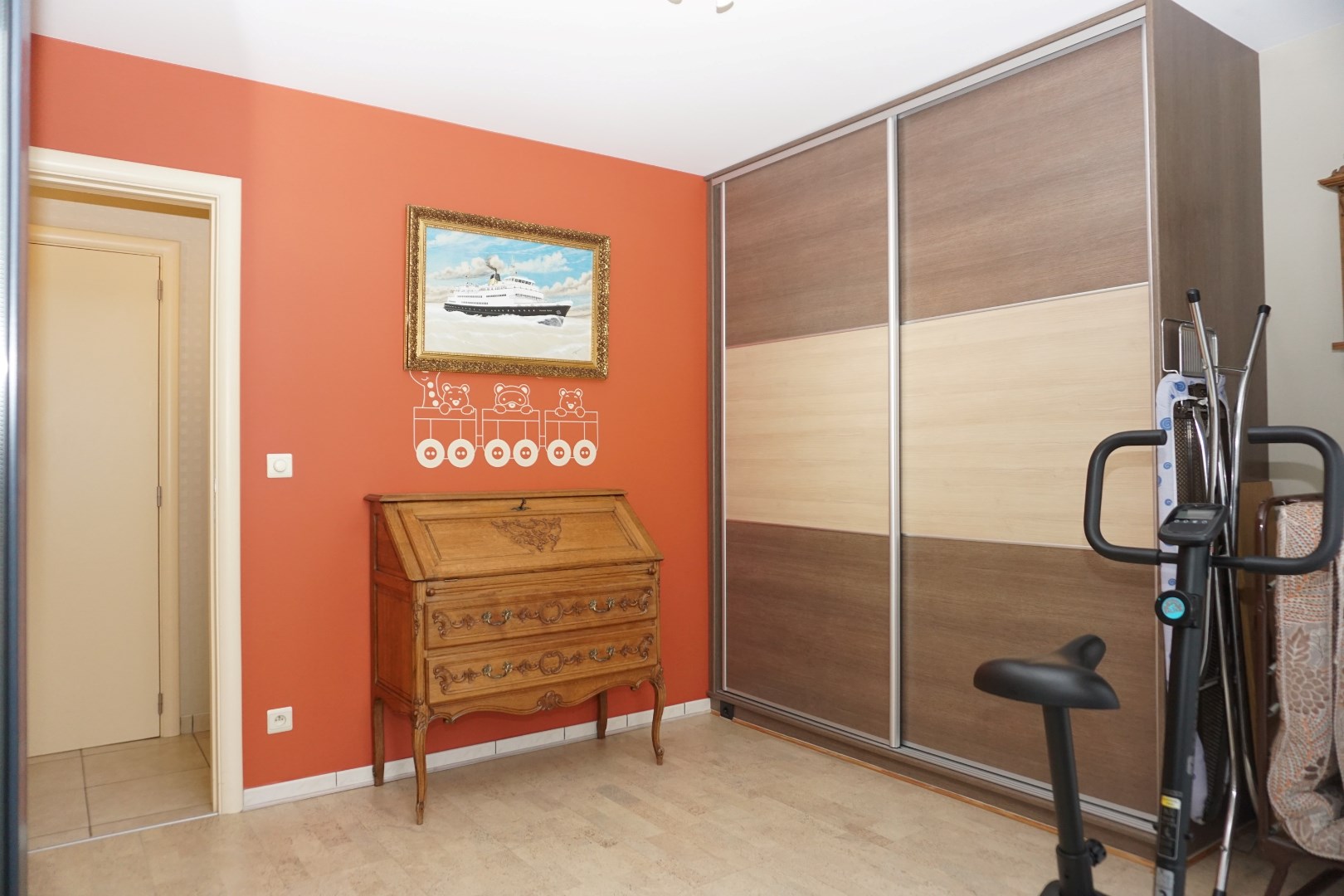 Appartement récent avec terrasse spacieuse à Ostende 