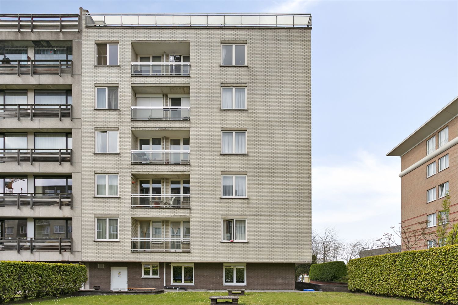 Appartement te koop. 