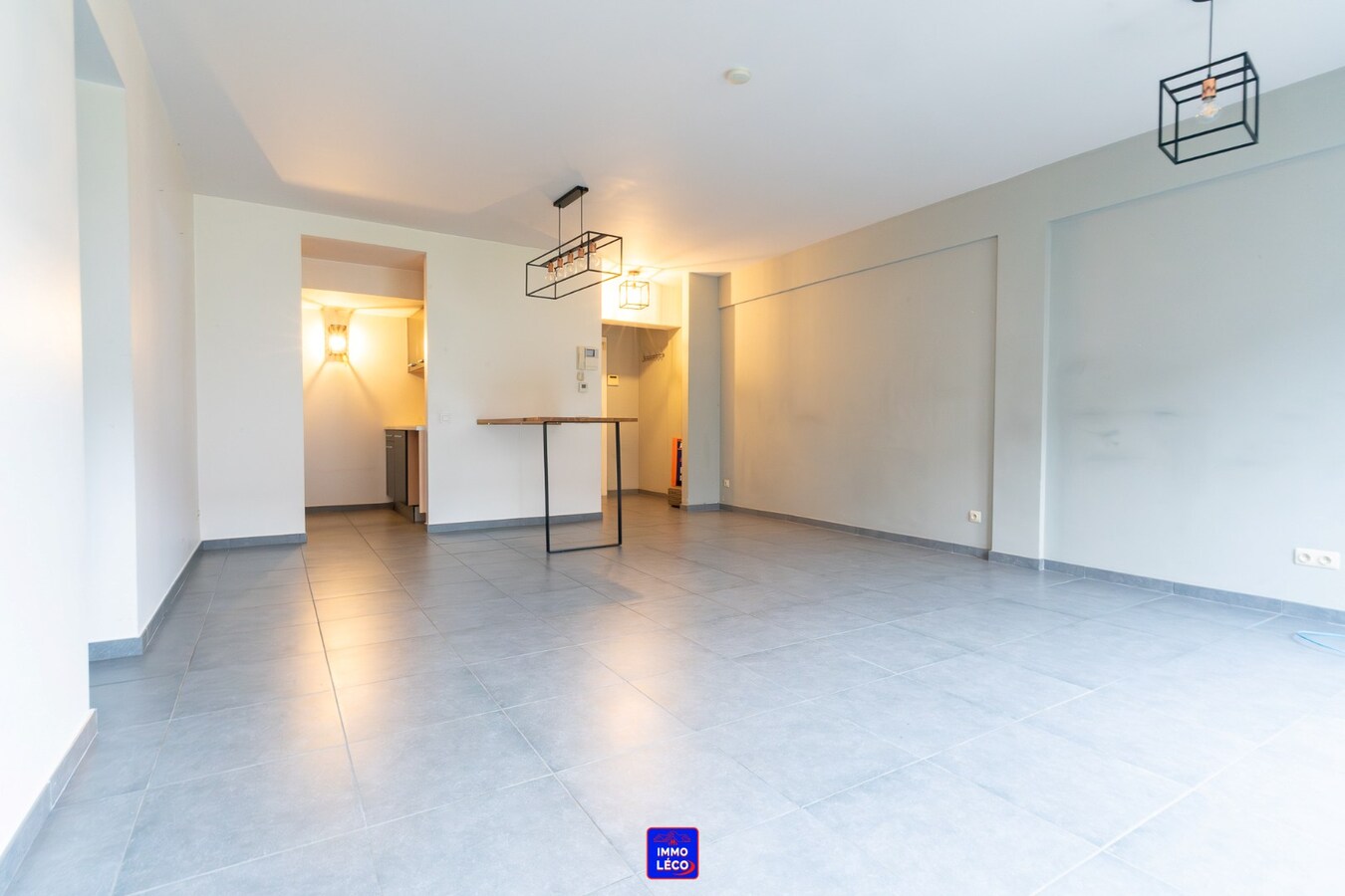 Appartement en plein centre-ville, à deux pas du centre commercial "K in Kortrijk" ! 