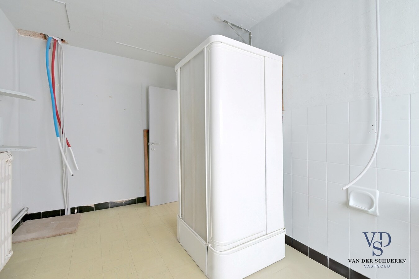 Degelijke, goed gelegen woning. 