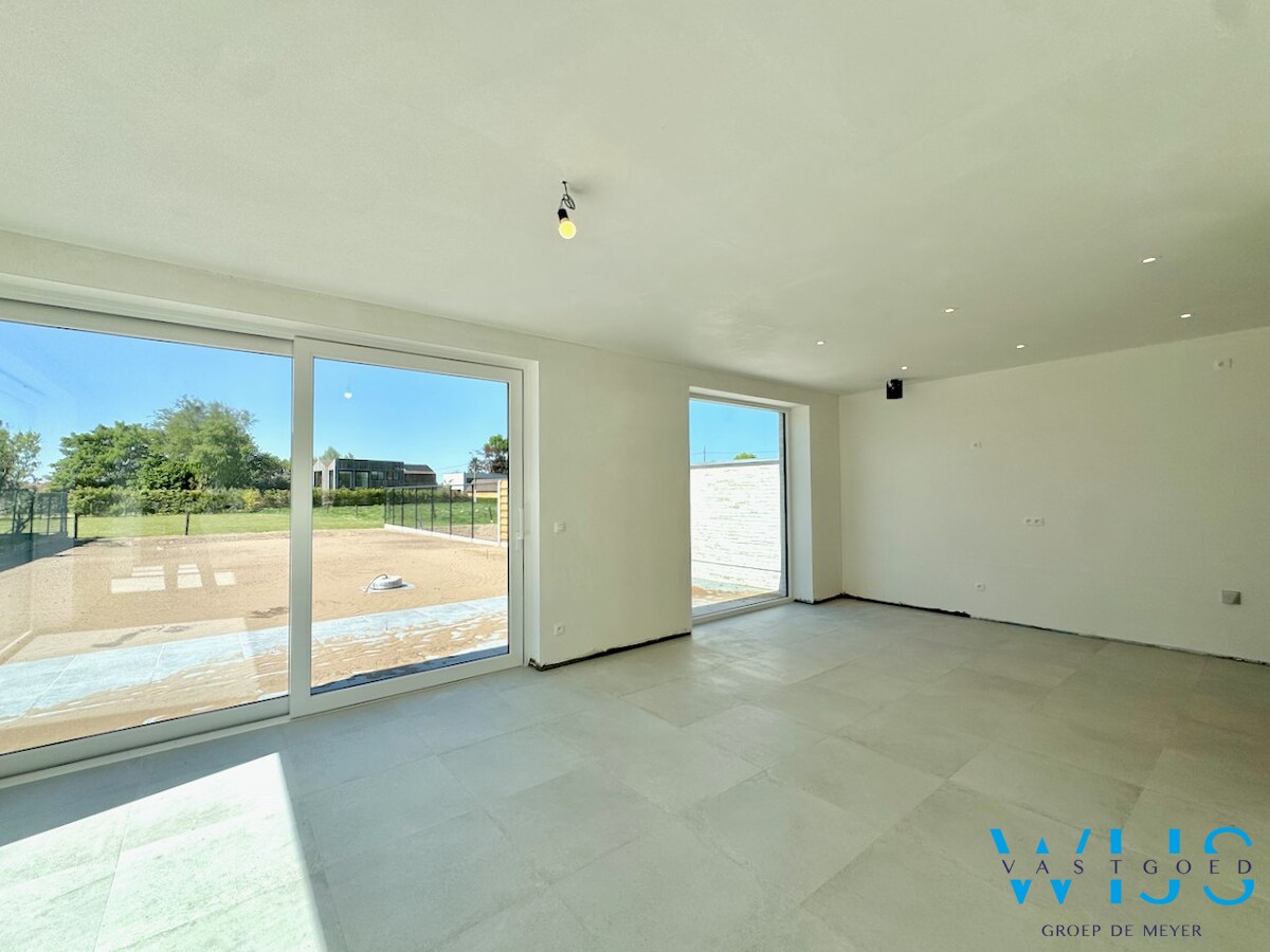 Moderne nieuwbouw op TOPlocatie te Assenede ! 