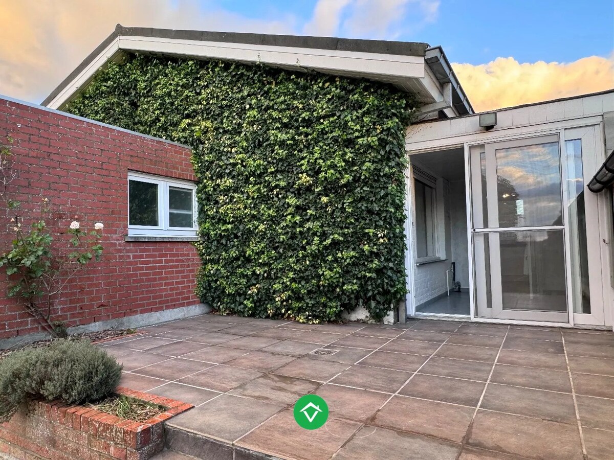 Woning met 3 slaapkamers en garage te Ichtegem 