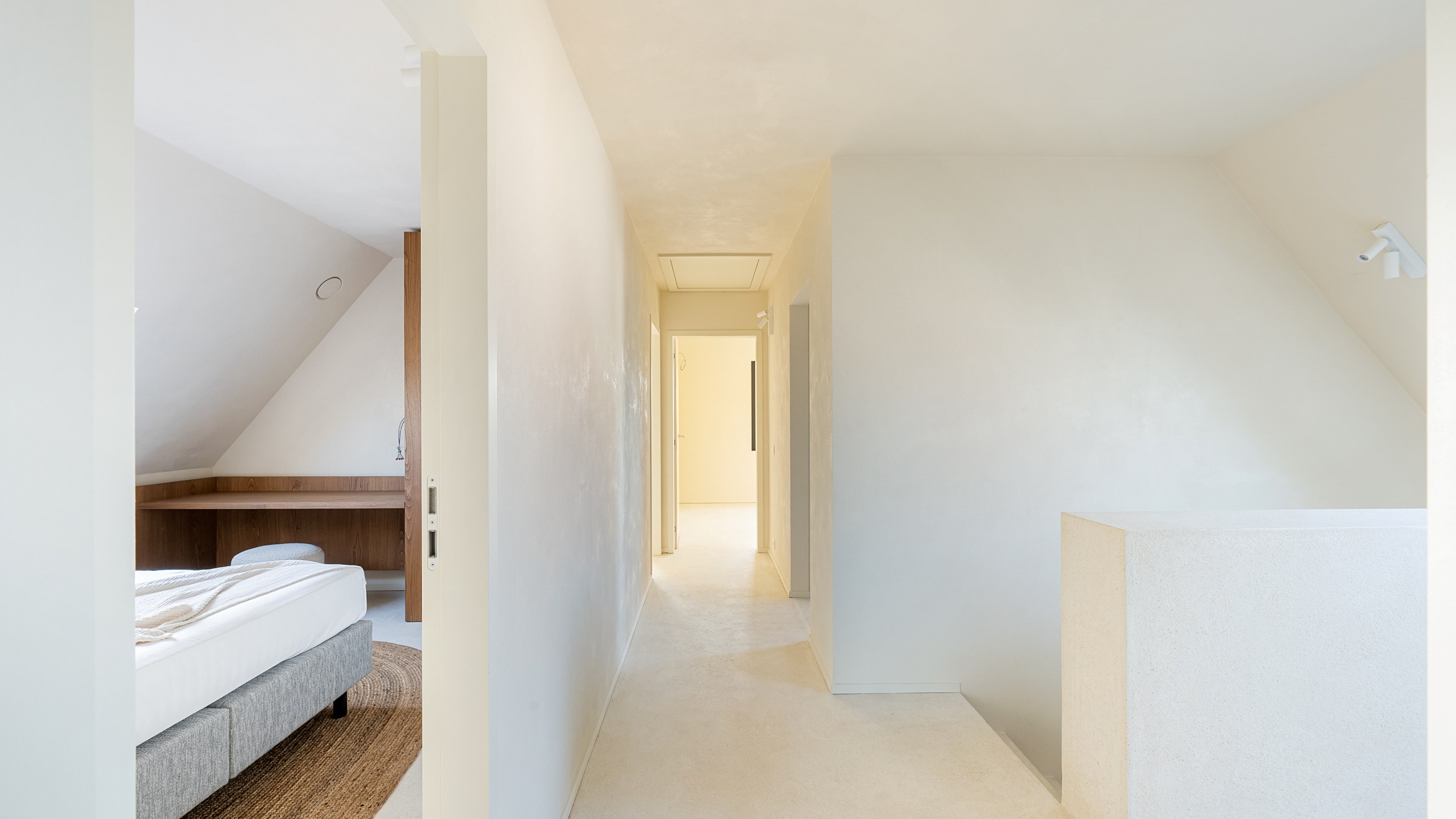 Villa de luxe rénovée dans un quartier résidentiel. 