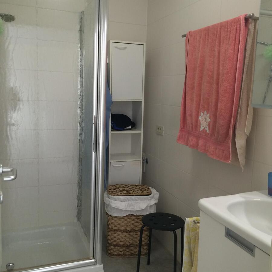 MOOI 2-SLP APPARTEMENT MET ZONNETERRAS EN AUTOSTPL.TE BREDENE 