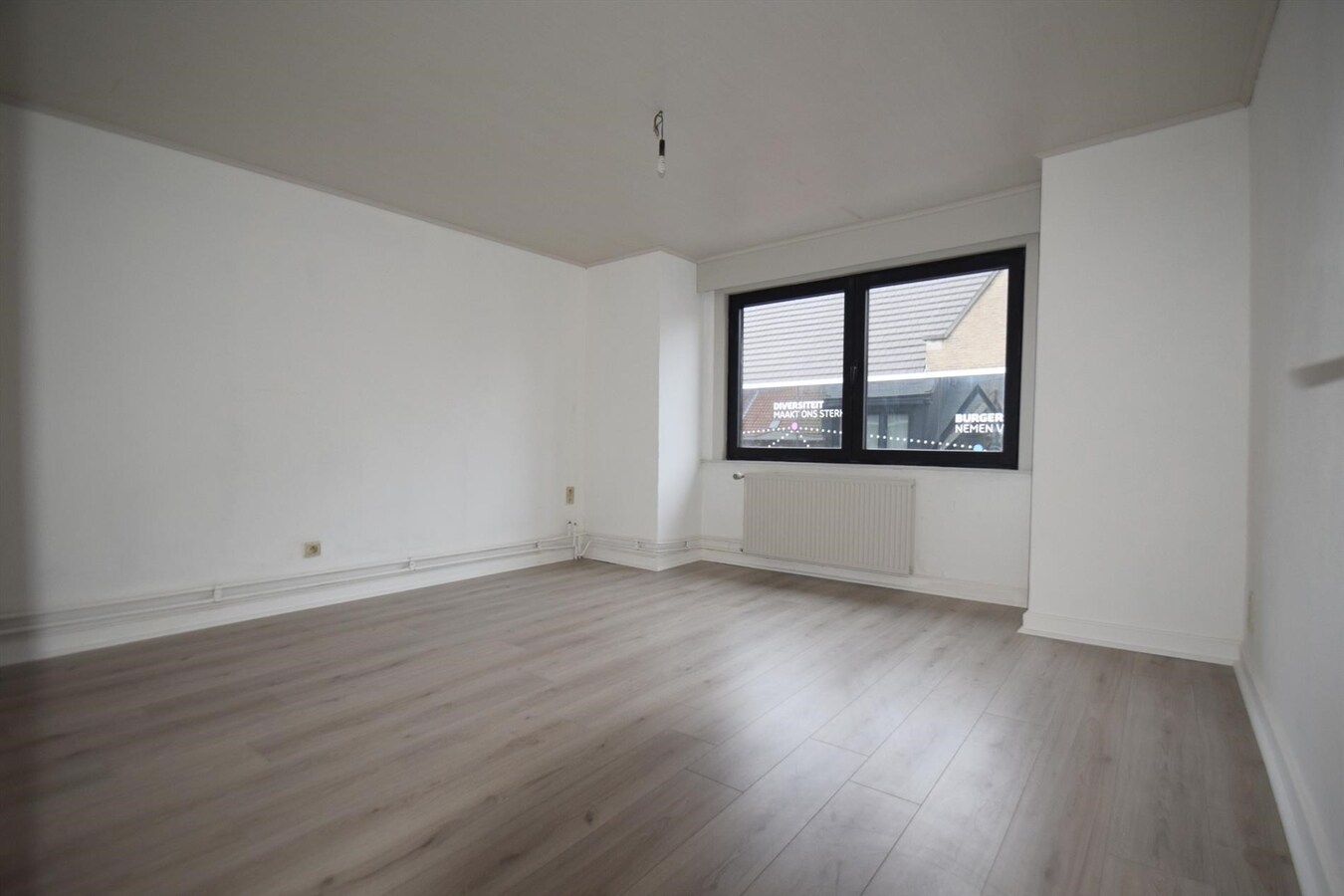 Ruime woning nabij Sint-Amandsplein, 3 slaapkamers 