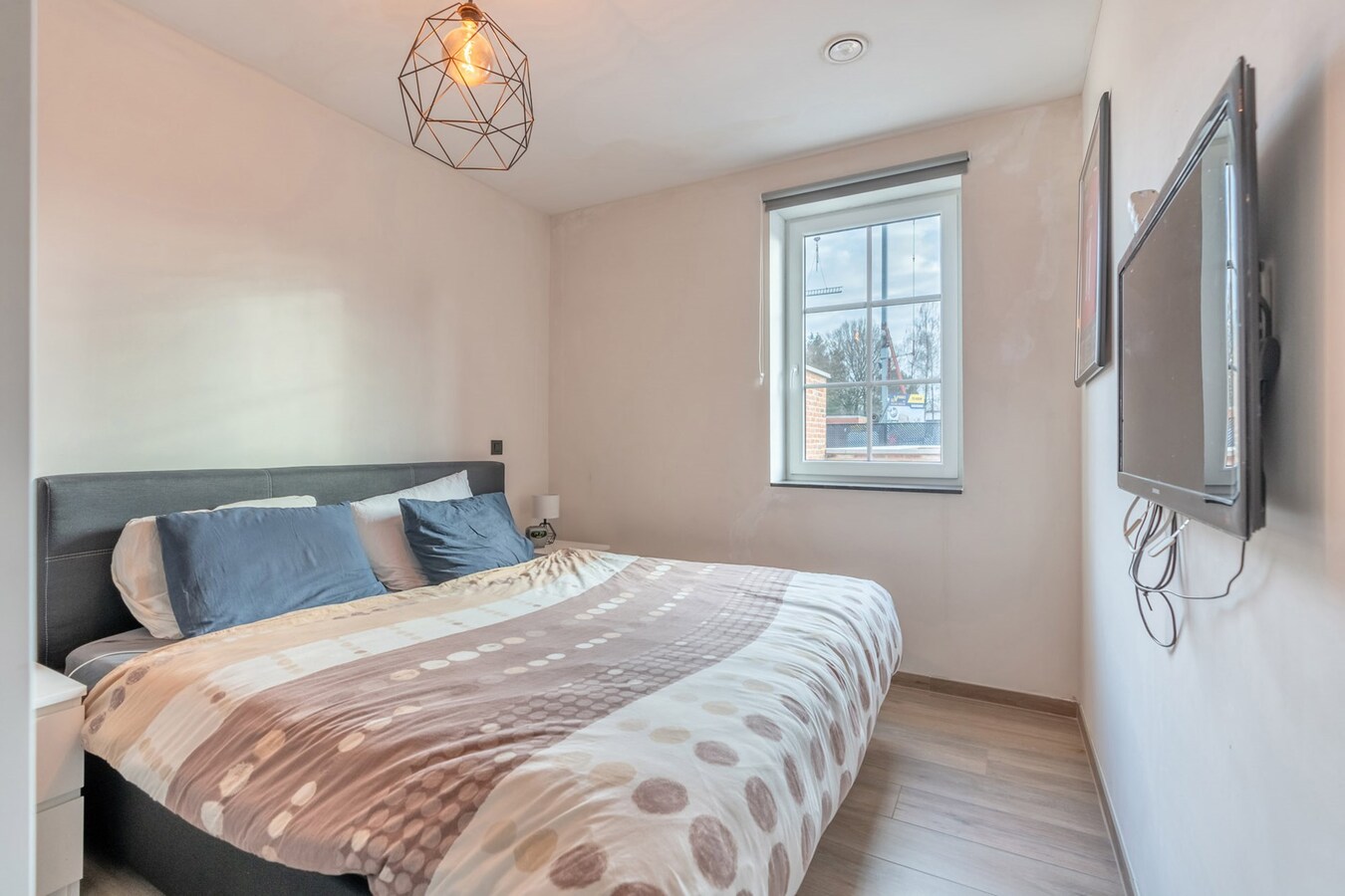 Mooi gelijkvloersappartement met 2 slaapkamers. 