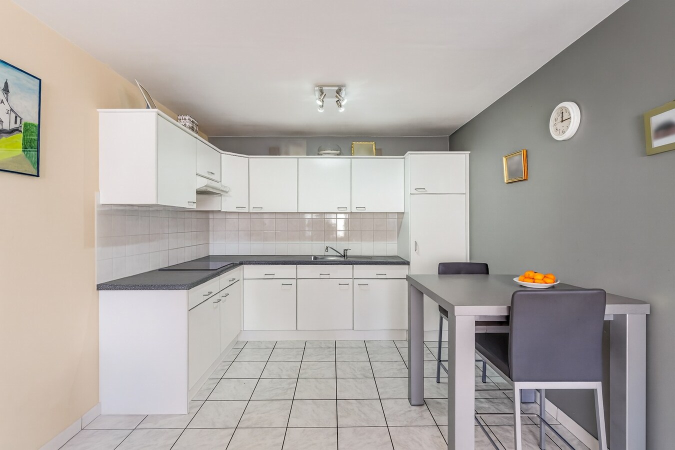 Uitstekend gelegen, instapklaar en lichtrijk appartement te Lummen 