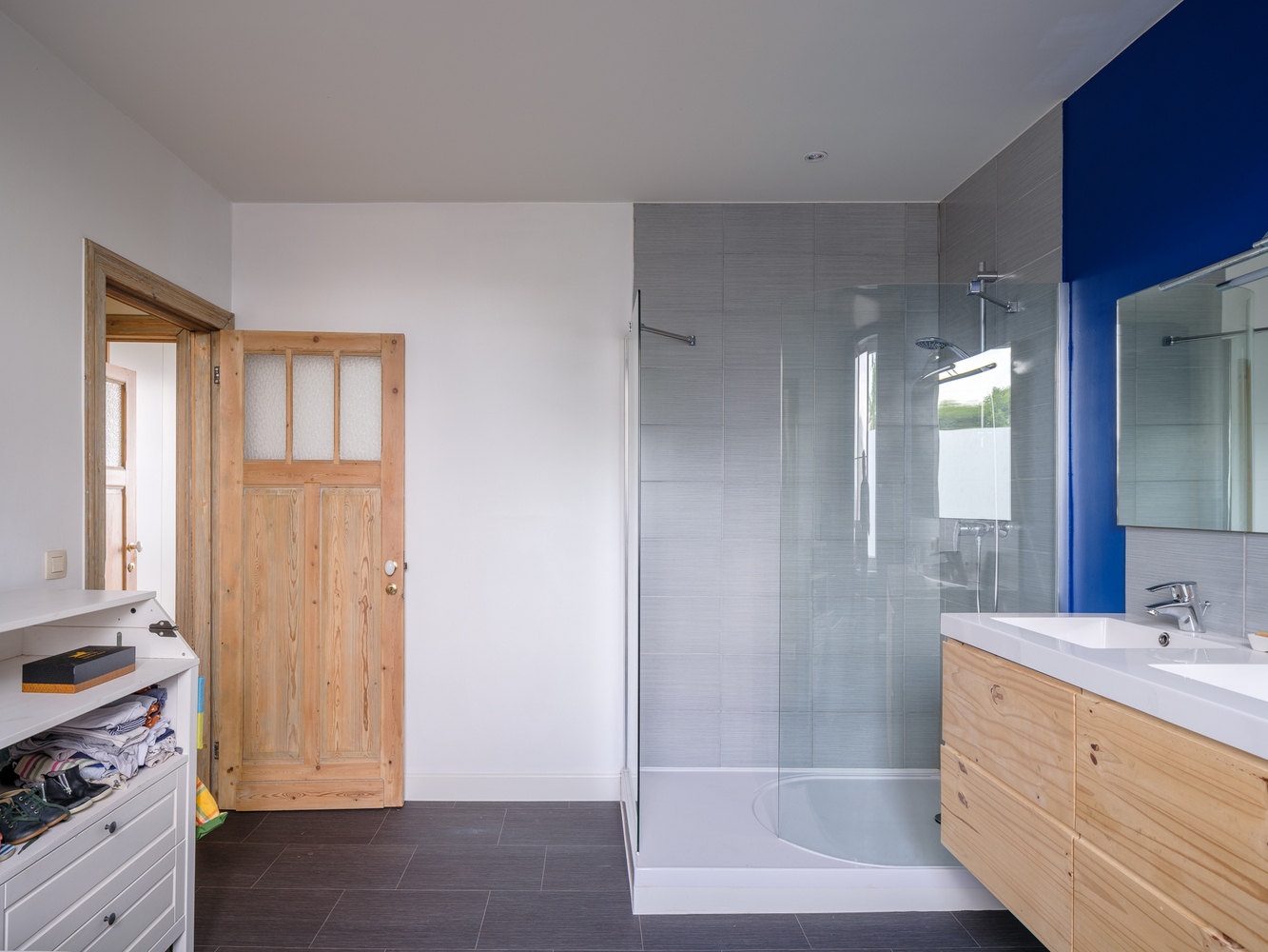 Volledig afgewerkte woning met grote tuin op toplocatie! 