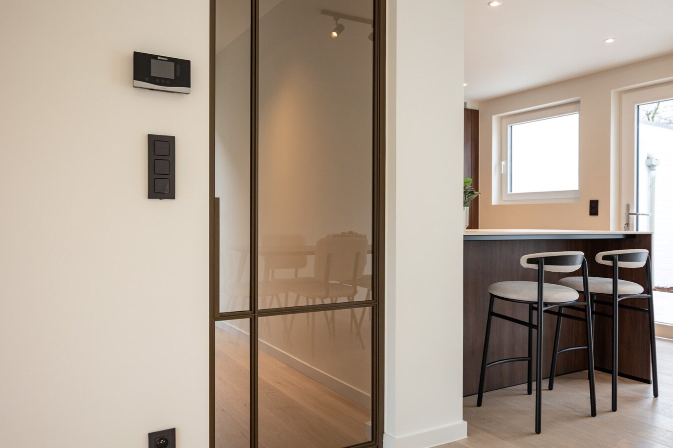 Volledig gerenoveerde HOB op een toplocatie te Kapellen! 