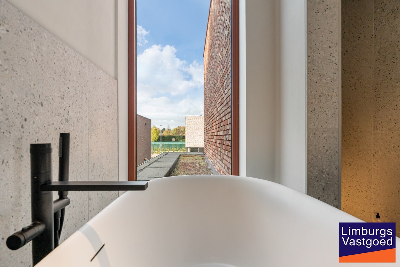 Nieuwbouwwoning, open bebouwing, 3 slpk, 3a60ca 