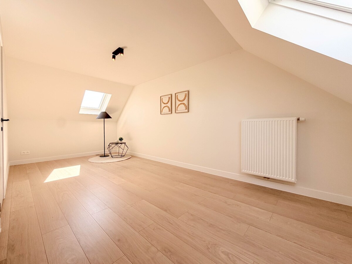 Prachtige ruime woning met grote zonnige tuin !    **** NONO INSPIRED **** 