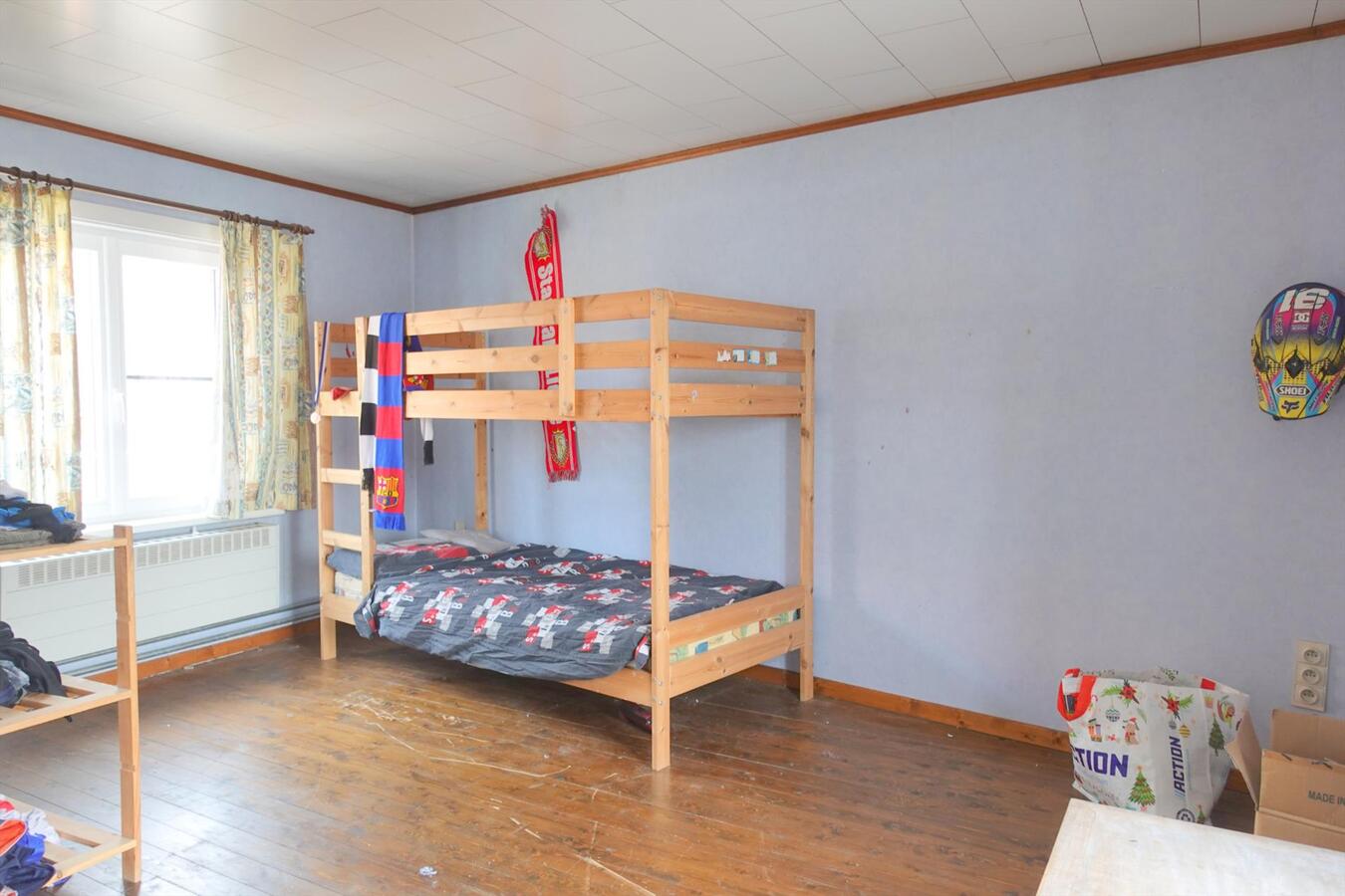 Ruime woning in centrum Jabbeke 