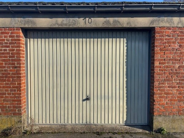 Verhuurd Garage te Wevelgem